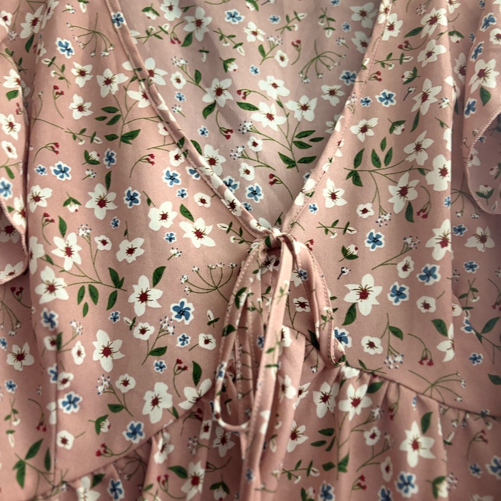 Floral Pink Ruffle Blouse - Picture 3 of 9